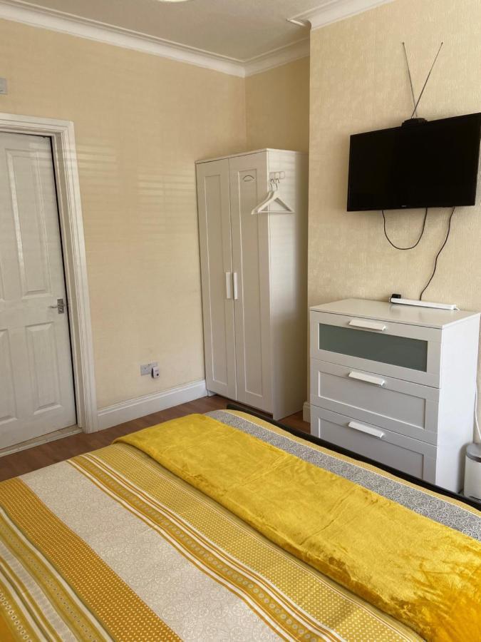 Streatham Common Bed & Breakfast London Eksteriør billede