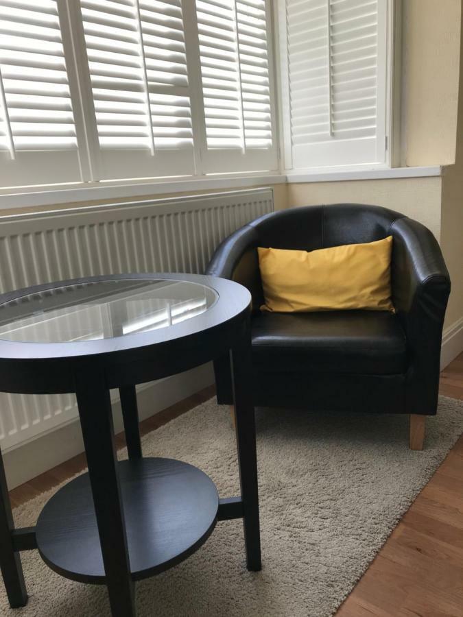 Streatham Common Bed & Breakfast London Eksteriør billede
